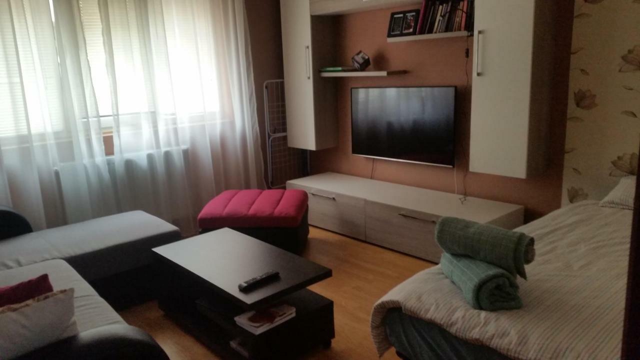 Sfanta Ecaterina - Garsoniera Alba Iulia 아파트 외부 사진